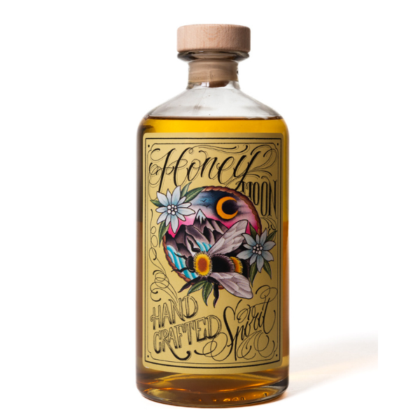 Honey Moon – liquore artigianale con miele, erbe alpine e distillati pregiati, acquistabile online su Cavour Drinks