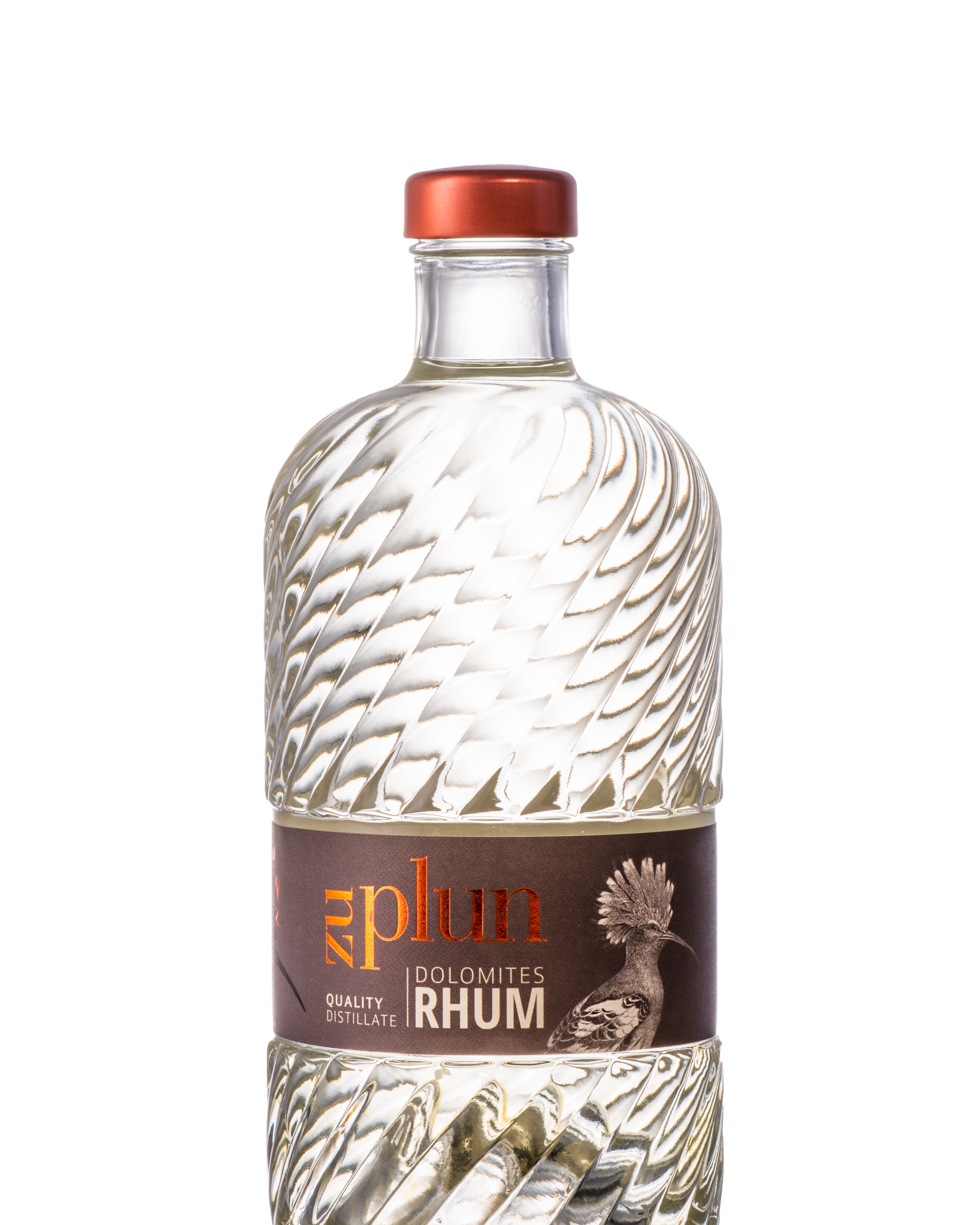 Zu Plun Dolomites Rhum – rum artigianale delle Dolomiti, invecchiato con cura e disponibile online su Cavour Drinks